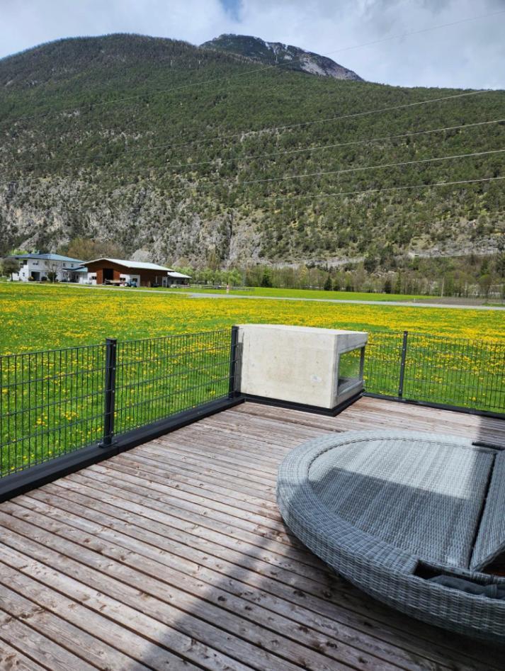 Deluxefort Fuer 10 Gaeste Mit Eigenem Whirlpool Und Fasssauna 임스트 외부 사진